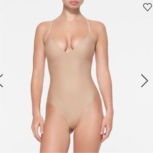 SKIMS UNDERWIRE BODY PUSH-UP THONG BODYSUIT CLAY BEIGE XL
